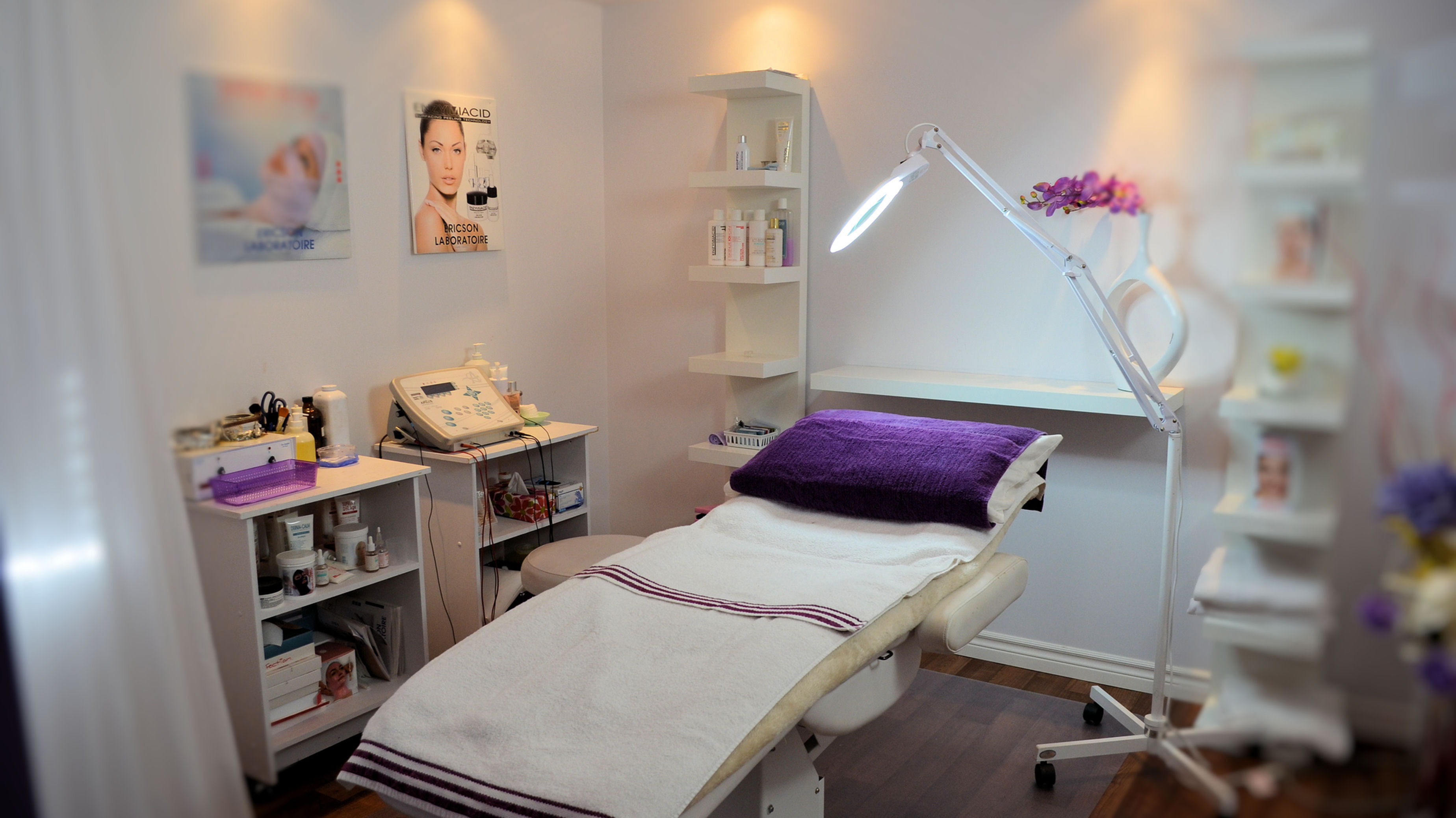Soins du visage — salle de soin de l'institut Pensée Beauté